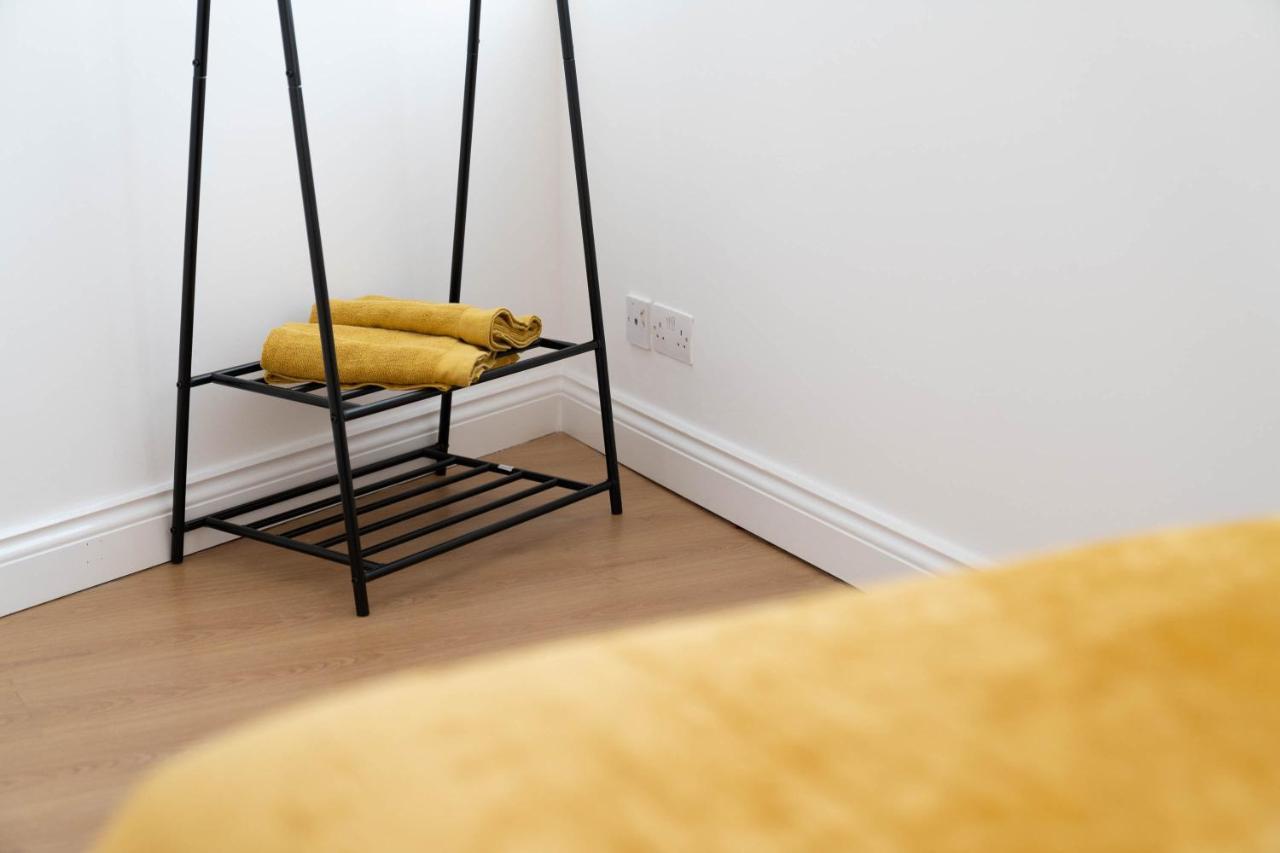 Two Bedroom Apartment-One Choice Stays- Jewellery Quarter เบอร์มิงแฮม ภายนอก รูปภาพ