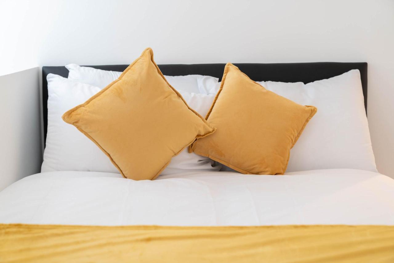Two Bedroom Apartment-One Choice Stays- Jewellery Quarter เบอร์มิงแฮม ภายนอก รูปภาพ
