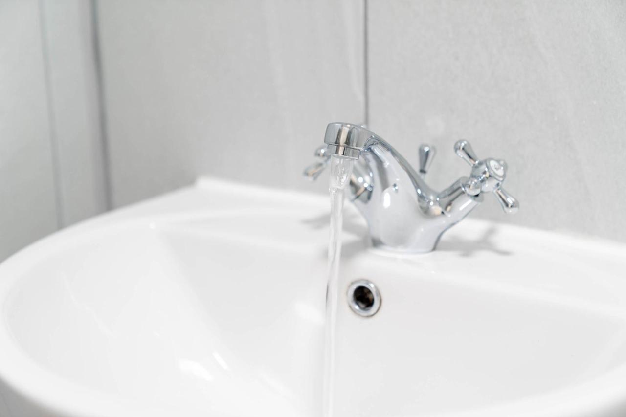 Two Bedroom Apartment-One Choice Stays- Jewellery Quarter เบอร์มิงแฮม ภายนอก รูปภาพ