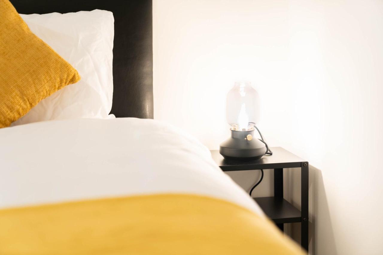 Two Bedroom Apartment-One Choice Stays- Jewellery Quarter เบอร์มิงแฮม ภายนอก รูปภาพ