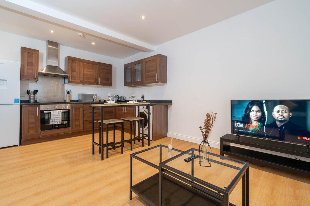 Two Bedroom Apartment-One Choice Stays- Jewellery Quarter เบอร์มิงแฮม ภายนอก รูปภาพ
